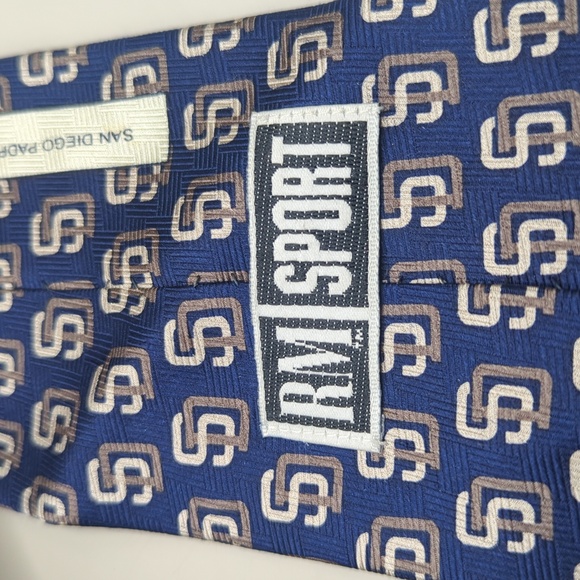 SAN DIEGO PADRES SD LOGO Blue Neck Tie 100% Silk Ralph Marlin Made in USA - Picture 2 of 4